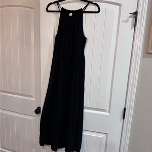Old Navy Black Halter-Style Maxi Dress